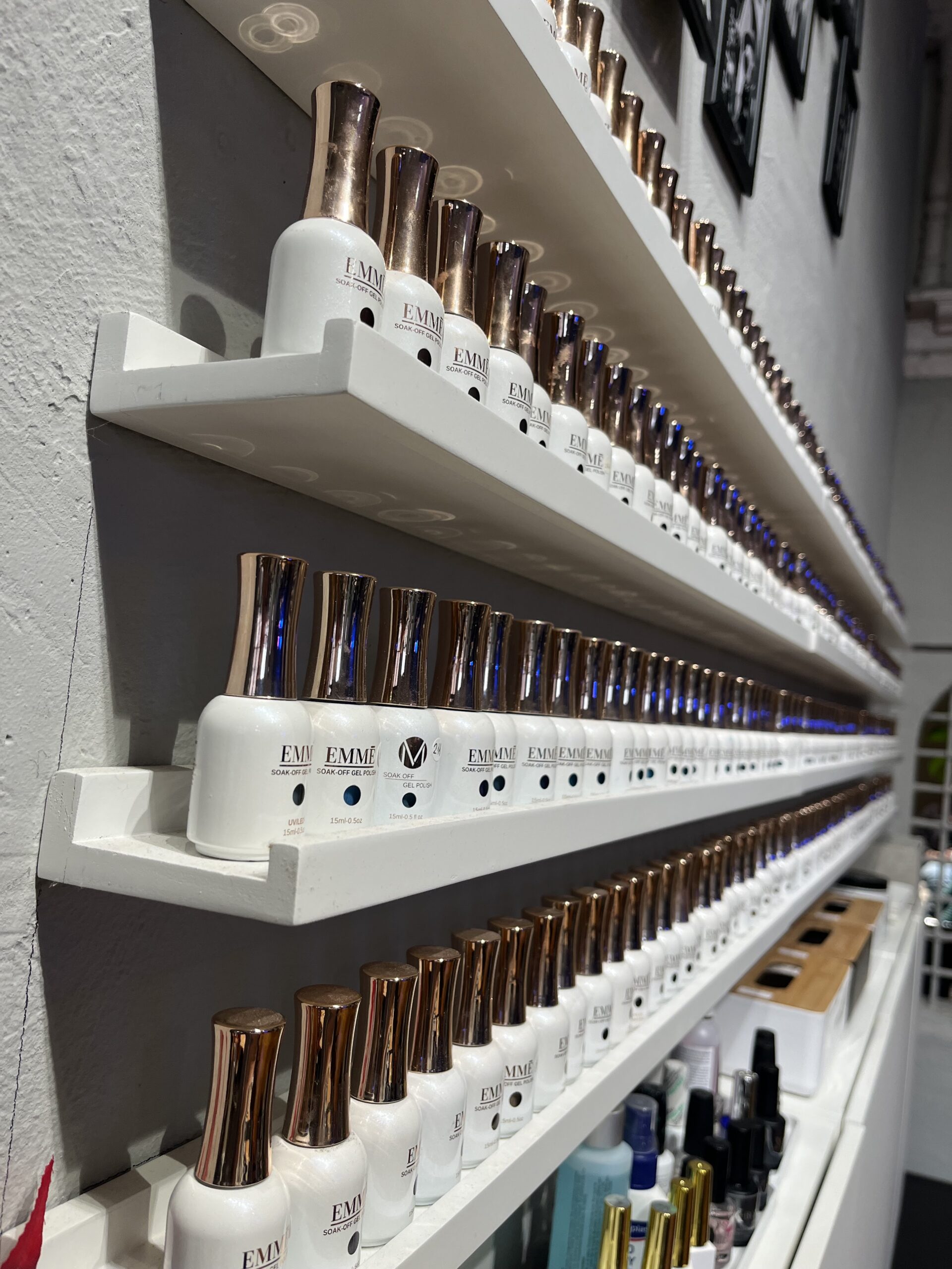 Studio 21 Nails & Lashes