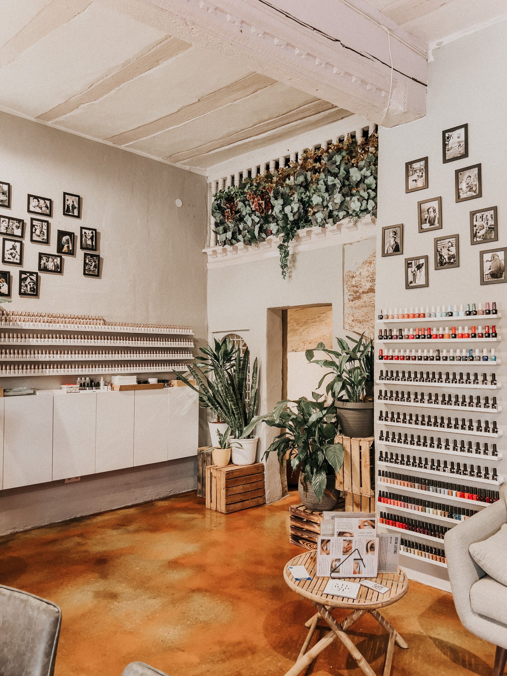 Studio 21 Nails & Lashes